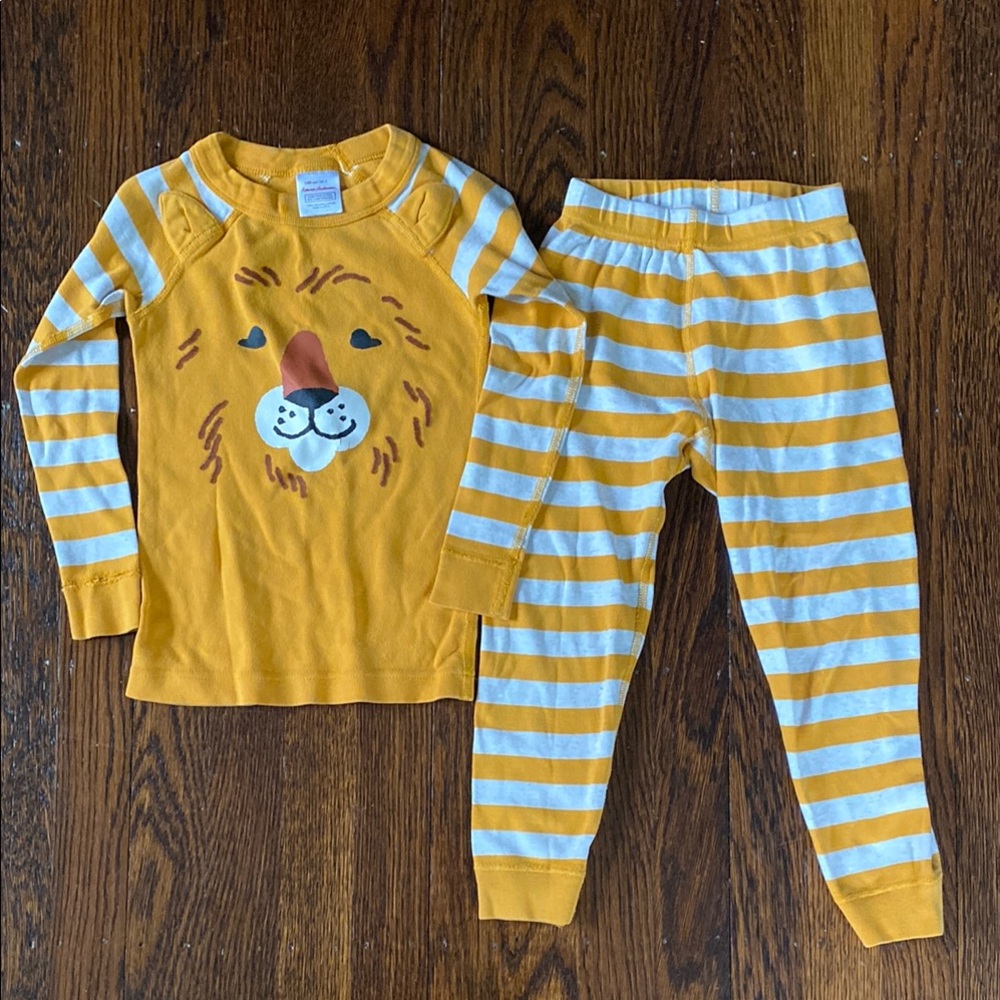 Hanna Andersson Long Johns PJs. Lion with Yellow Stripes
